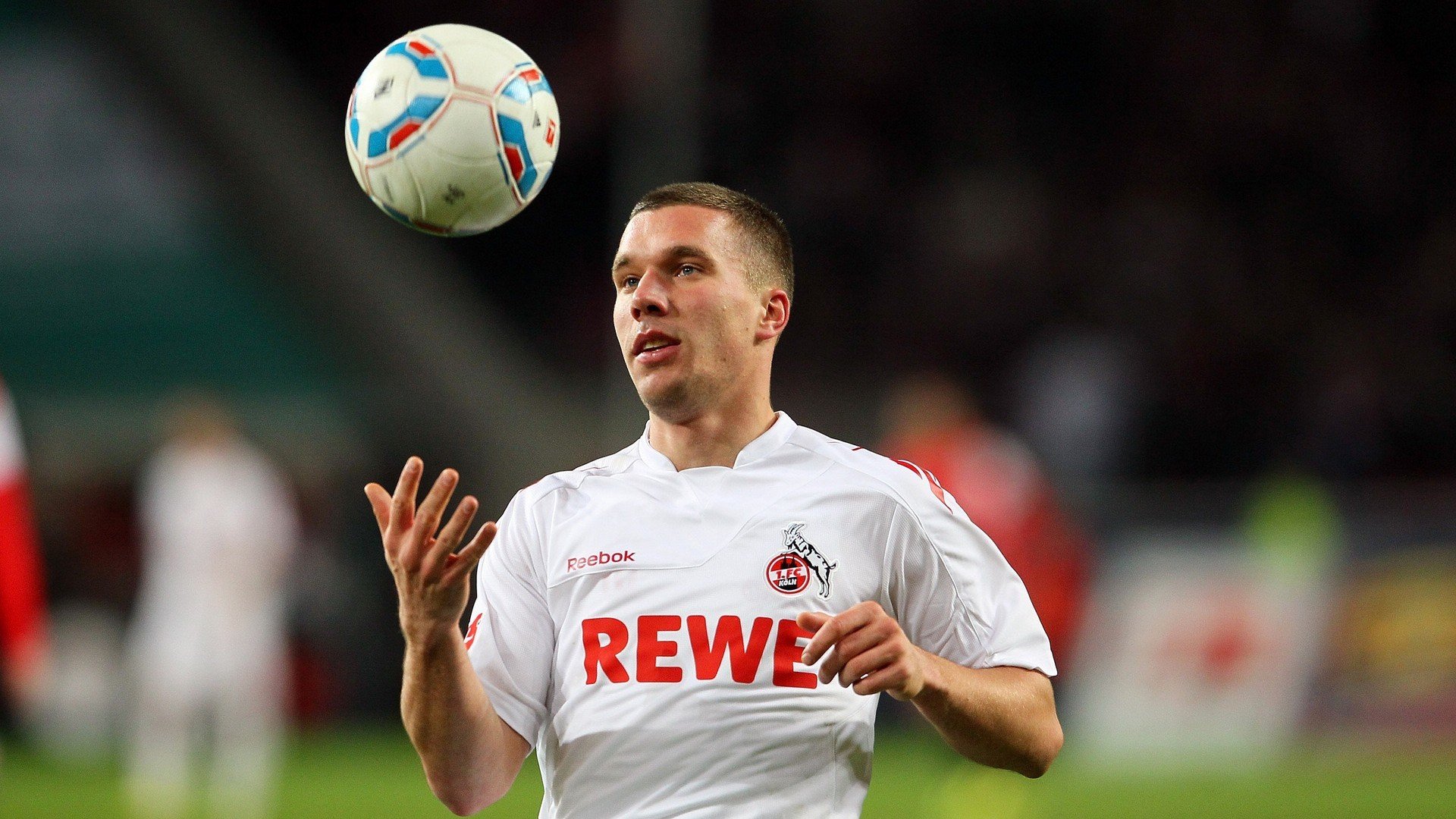 上海海港连续多场保持零封，上海诲港